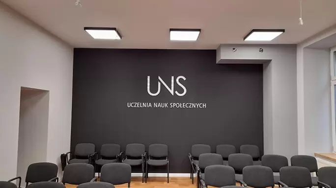 Uczelnia Nauk Społecznych (UNS)